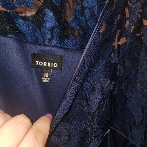 Torrid dress size 16